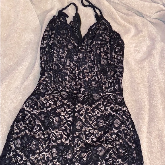 Guess romper - Picture 1 of 3